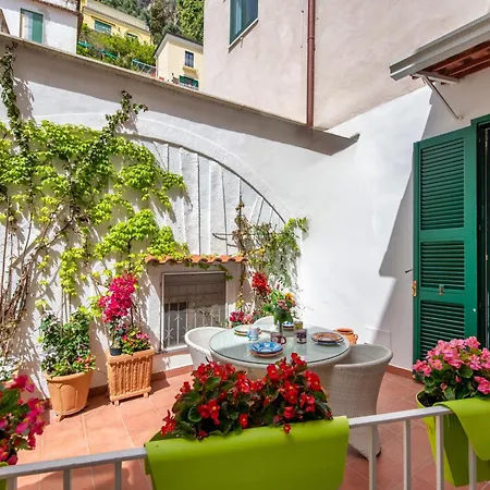 Apartament Un Po'... *