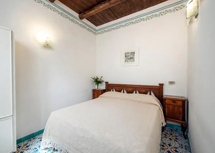 アパート ウン ポ *