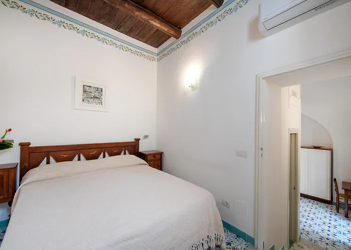 ウン ポ アパート *