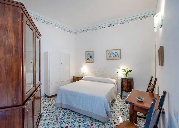 アパート ウン ポ *