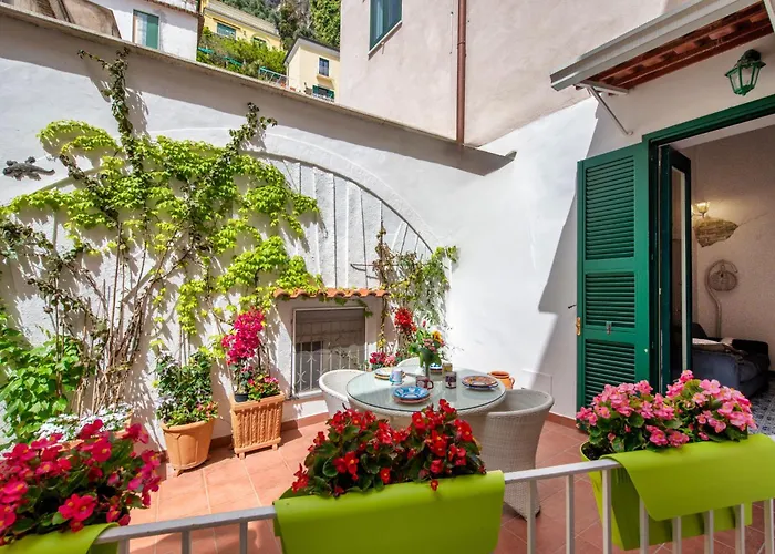 アパート ウン ポ *