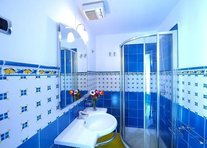 ウン ポ * アマルフィ