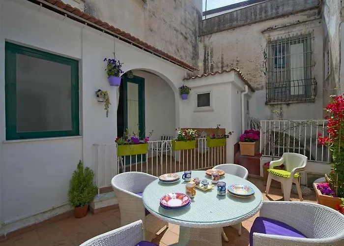 ウン ポ アパート アマルフィ