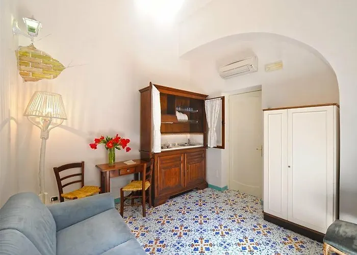 ウン ポ アパート *